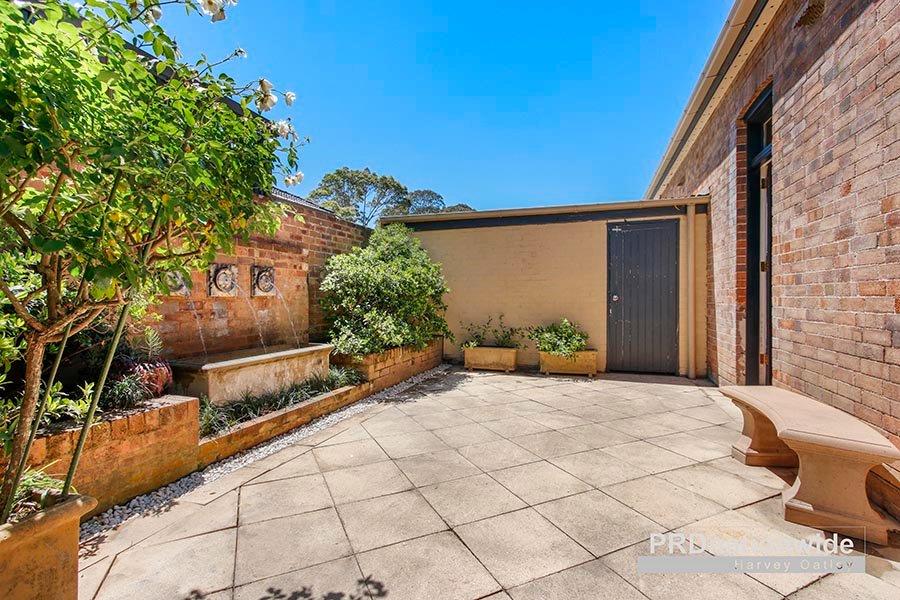 34 Waratah Street OATLEY 12