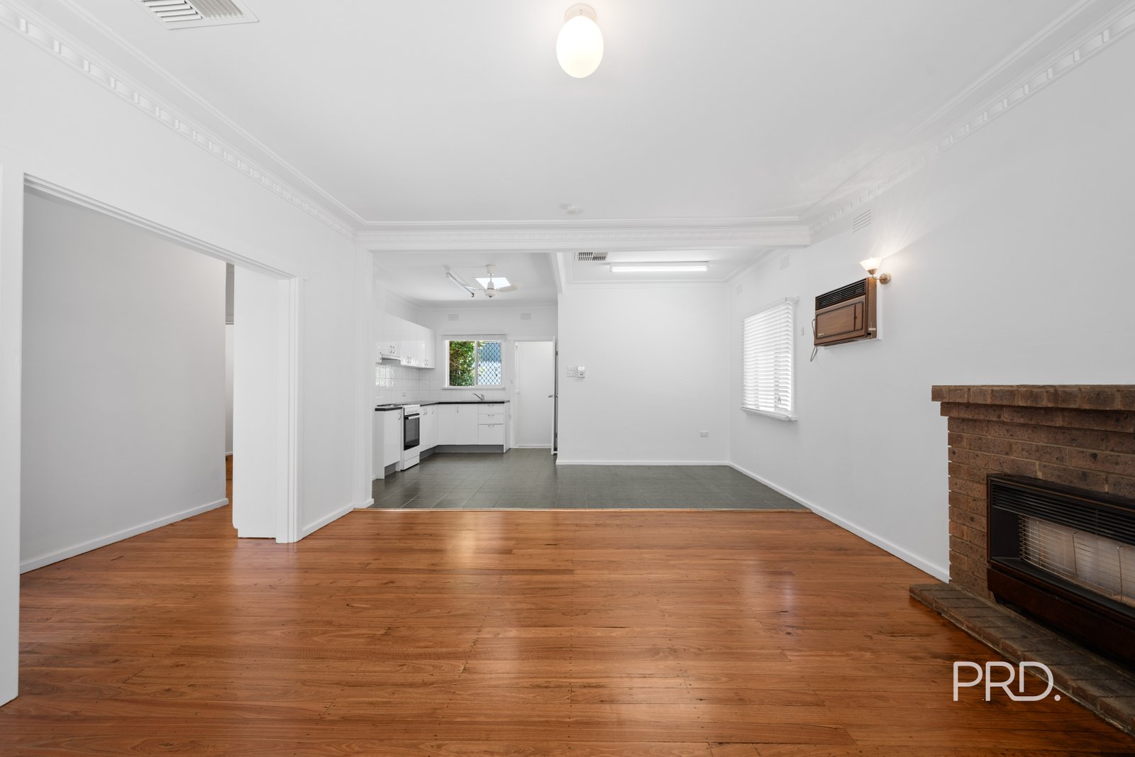 34 Warrawong Street KOORINGAL 6