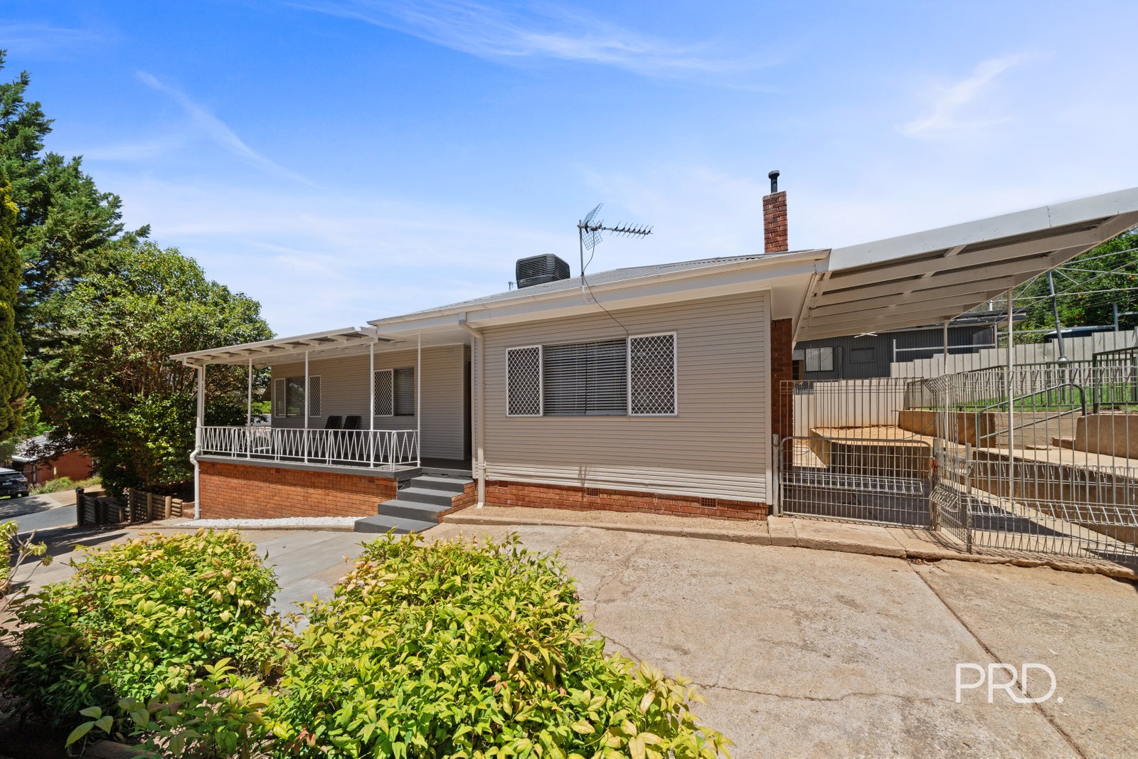 34 Warrawong Street KOORINGAL 15