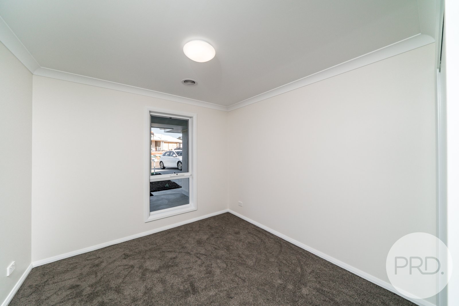 34 Watson Boulevard LLOYD 7