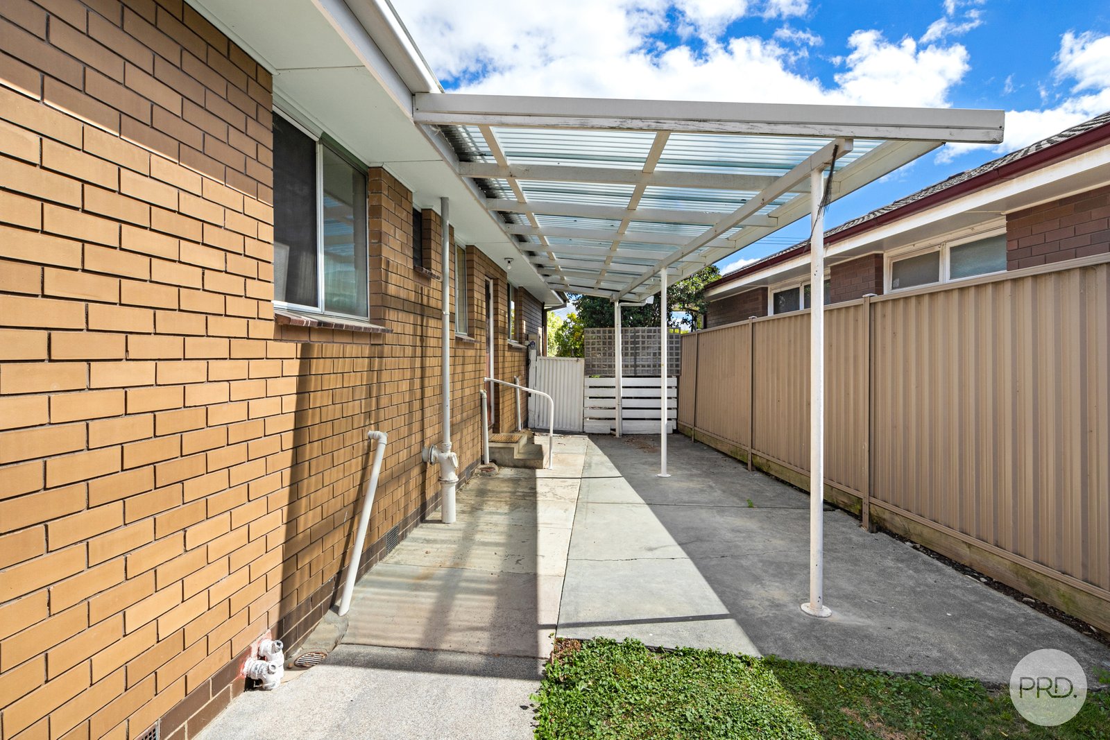 34 Webbcona Parade WENDOUREE 13