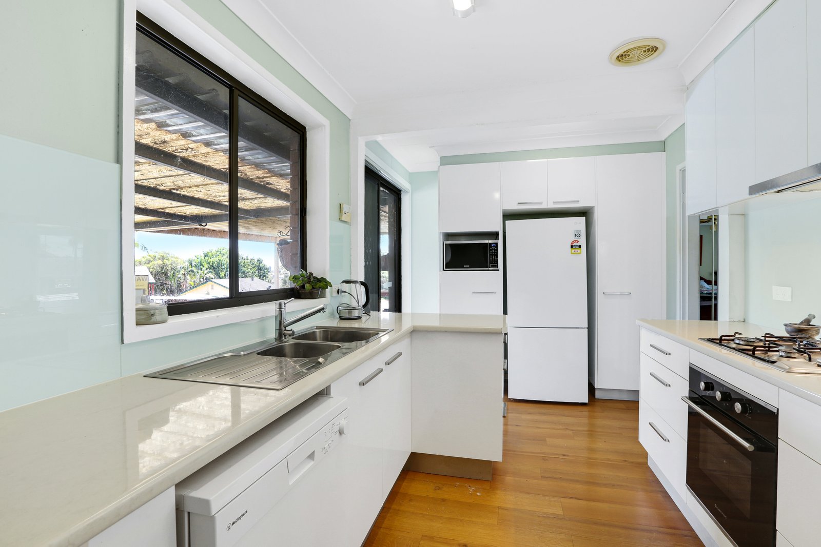 34 Weemala Crescent KOONAWARRA 3
