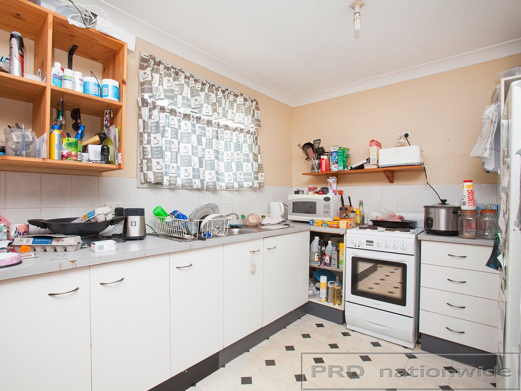 34 Whitburn Street GRETA 2