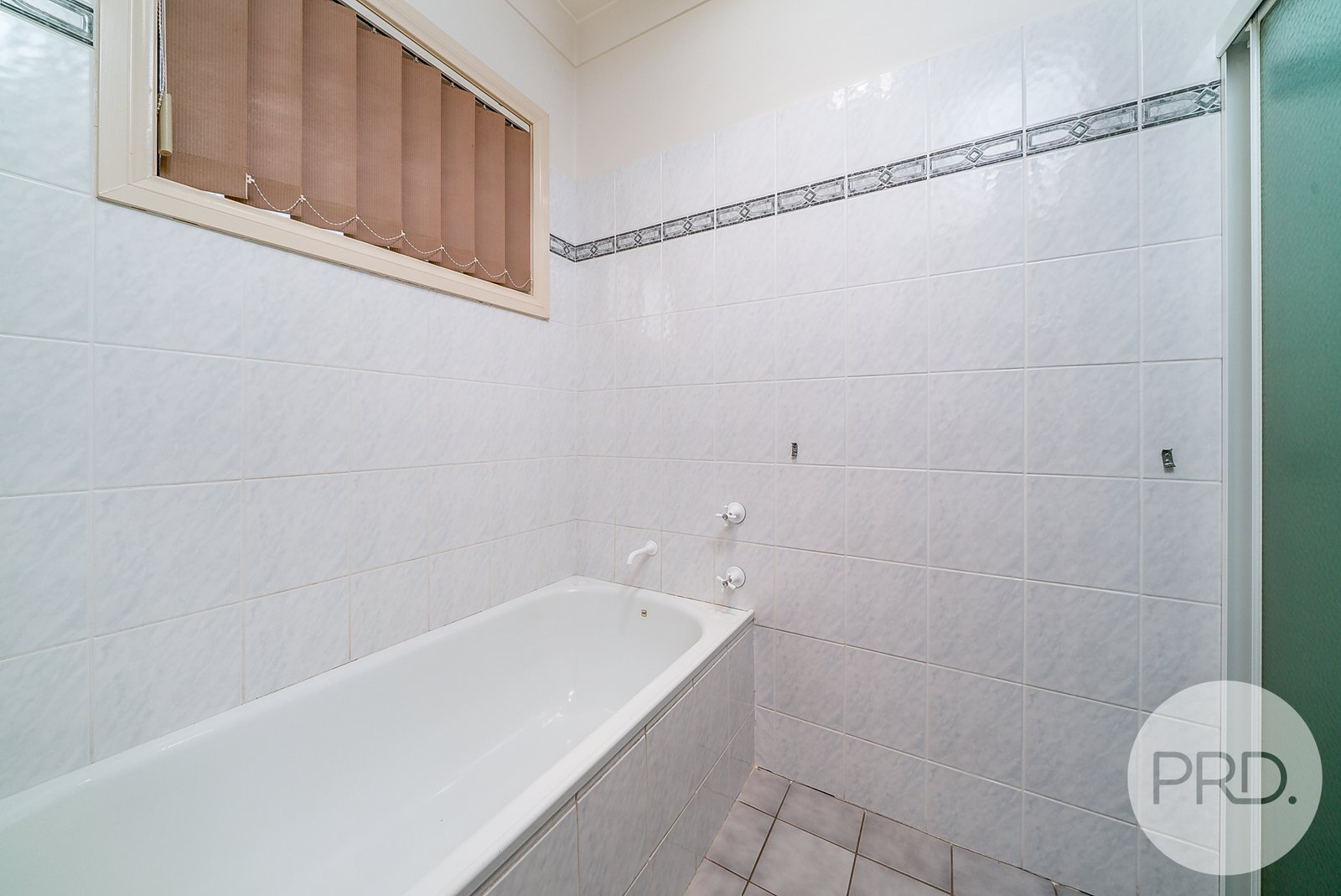 34 Yentoo Drive GLENFIELD PARK 9