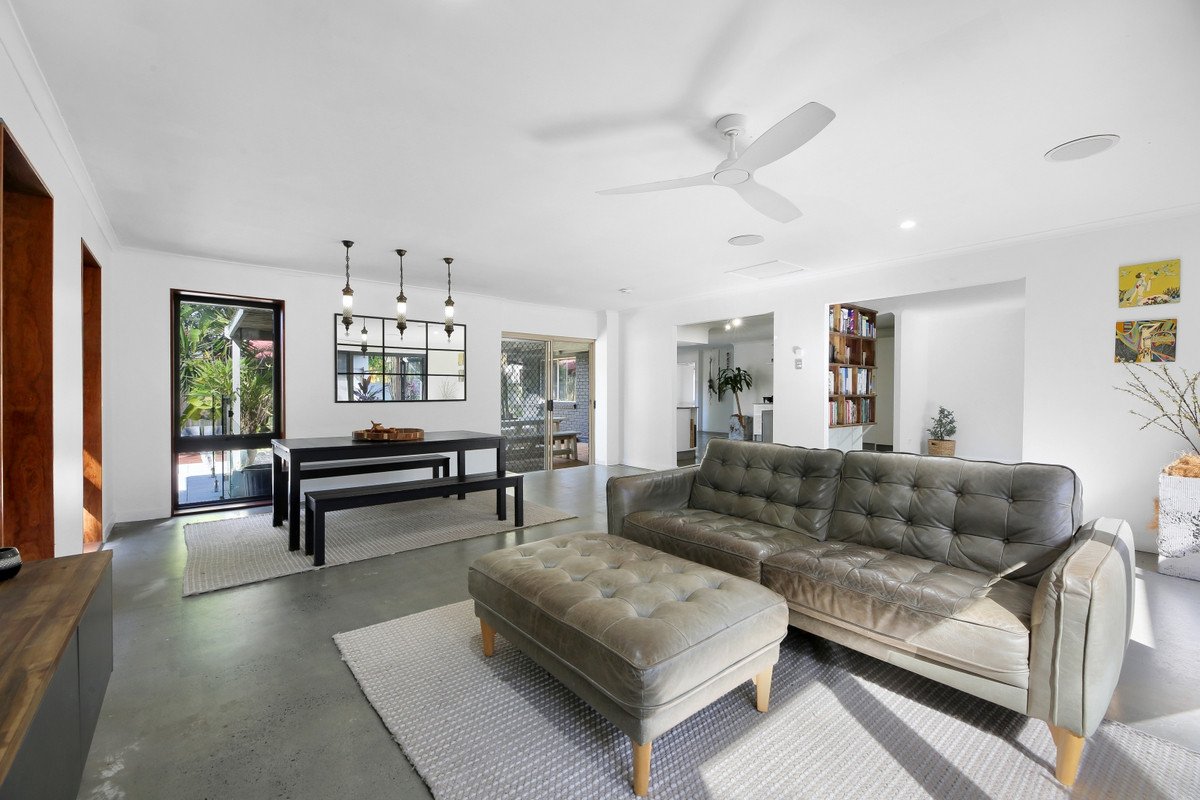 34 Yodelay Street Varsity Lakes 5