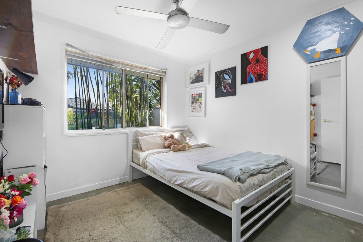 34 Yodelay Street Varsity Lakes 12