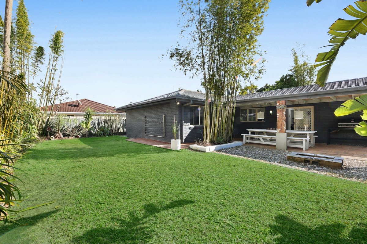 34 Yodelay Street Varsity Lakes 17