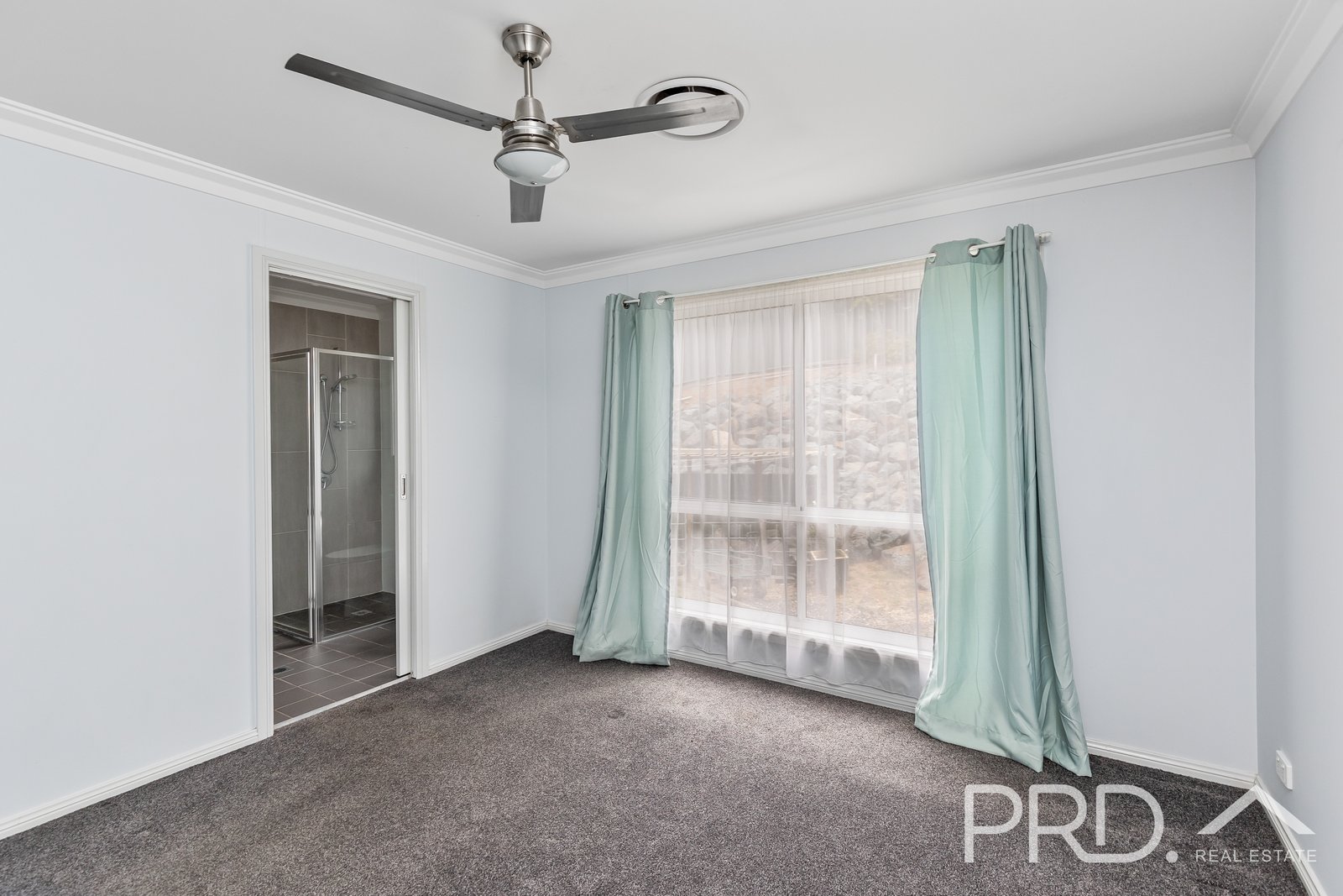 3/40 Dalhunty Street TUMUT 6