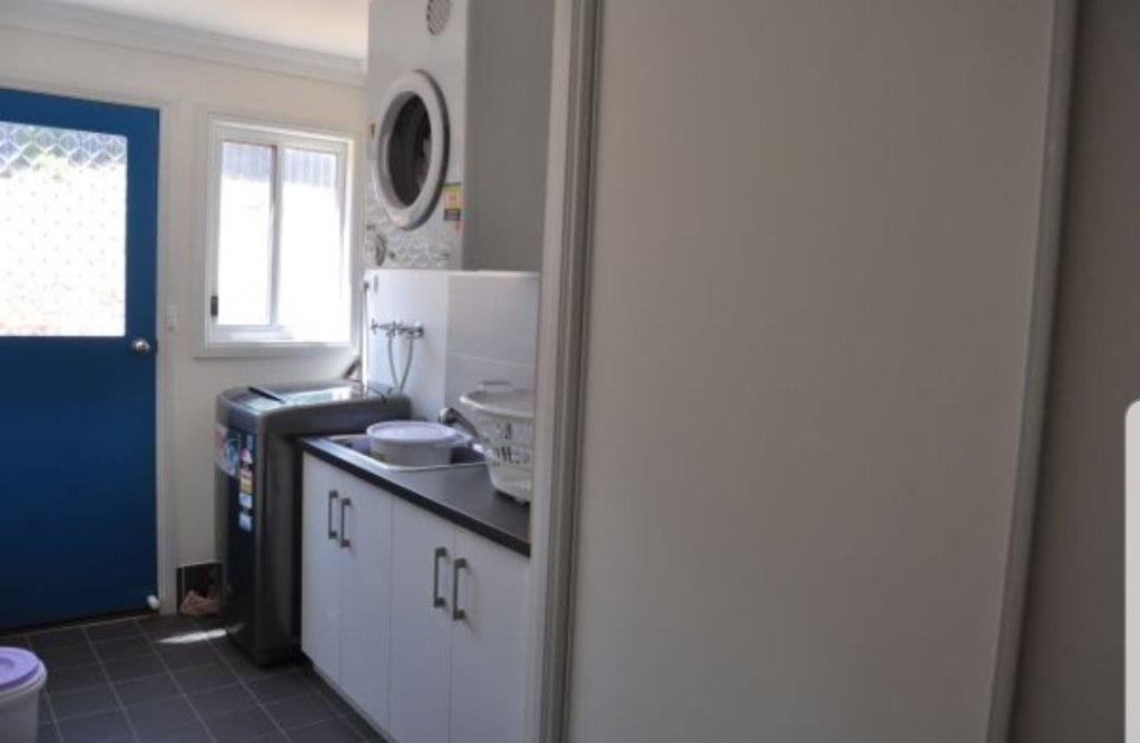 3/40 Dalhunty Street TUMUT 11