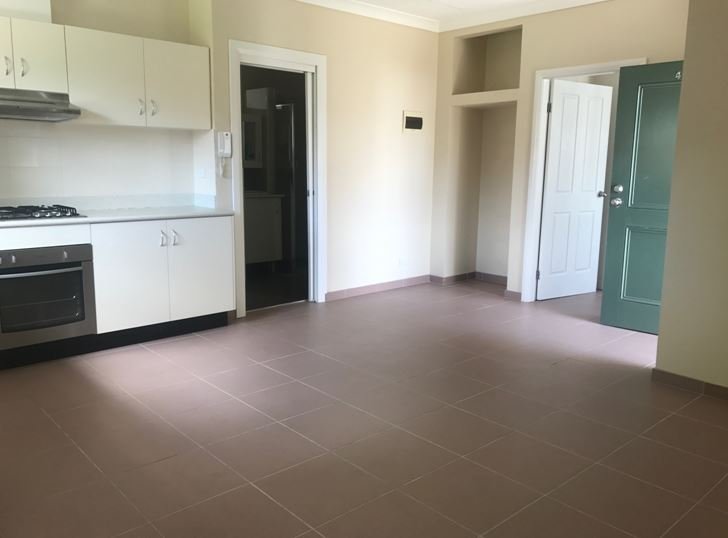 3/40 Dennis Street LAKEMBA 3