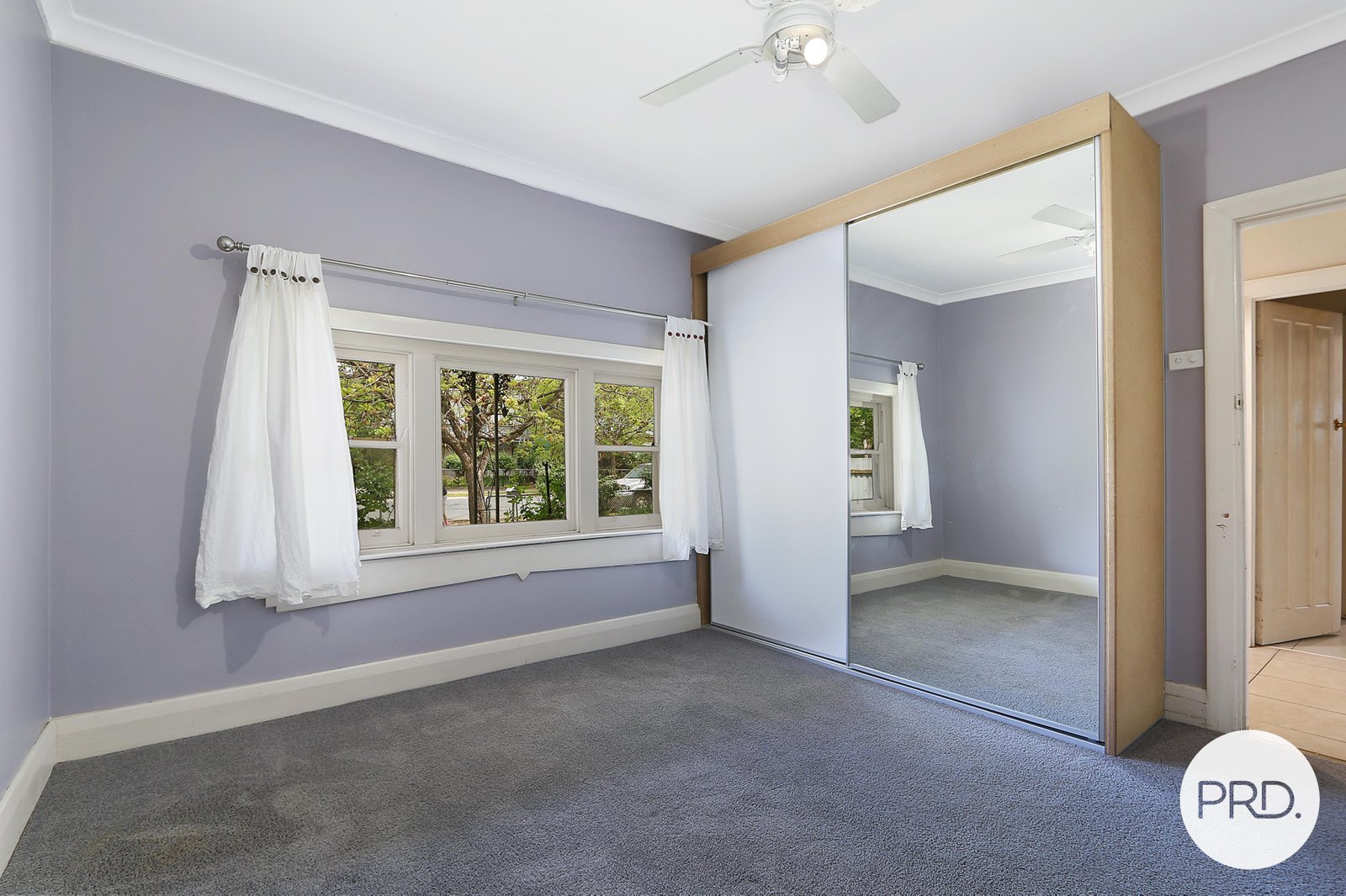 340 Macauley Street SOUTH ALBURY 9
