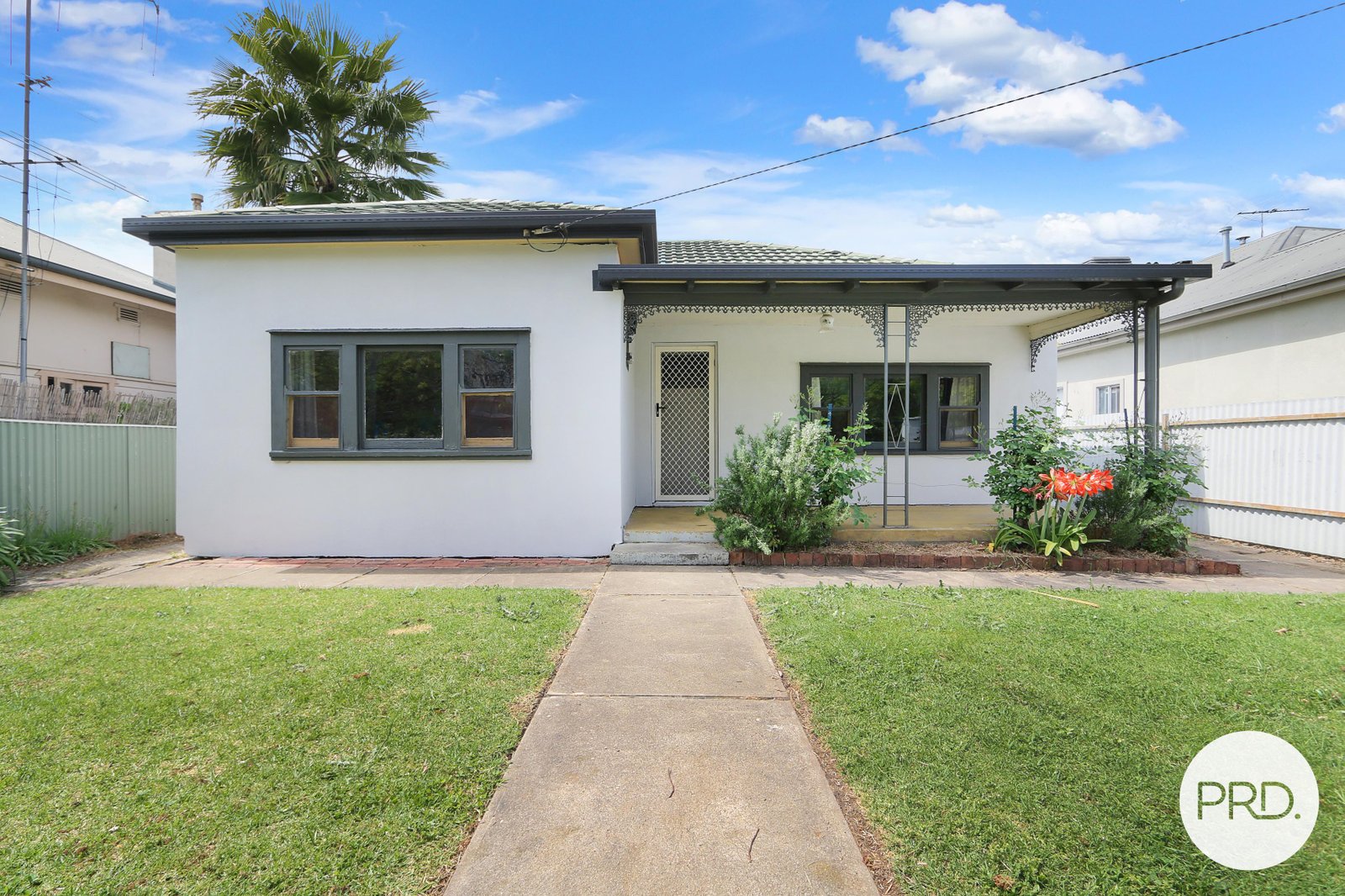 340 Macauley Street SOUTH ALBURY 2