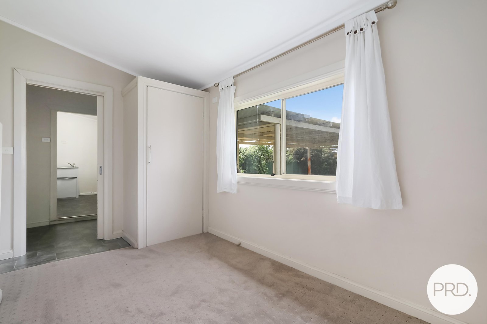 340 Macauley Street SOUTH ALBURY 10