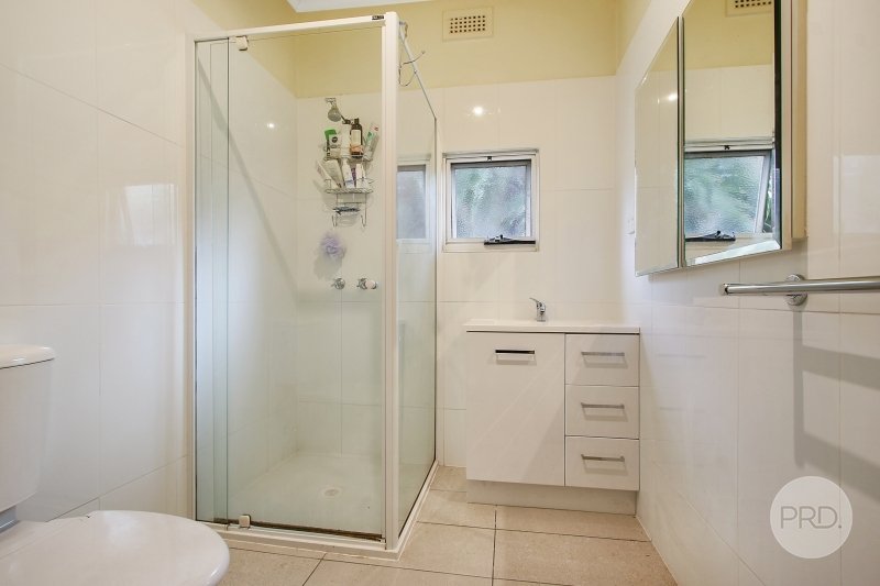 340 Macauley Street SOUTH ALBURY 8