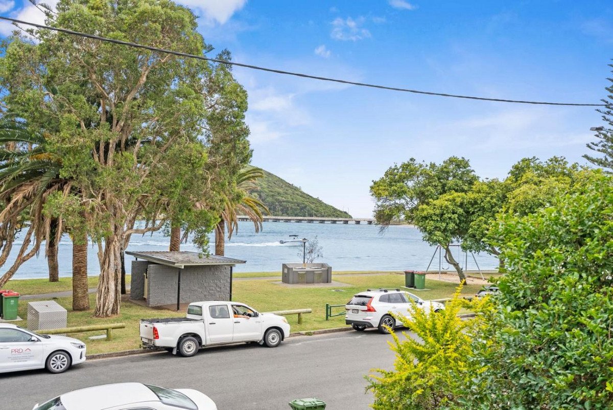 3/40 Murlong Crescent Palm Beach 1