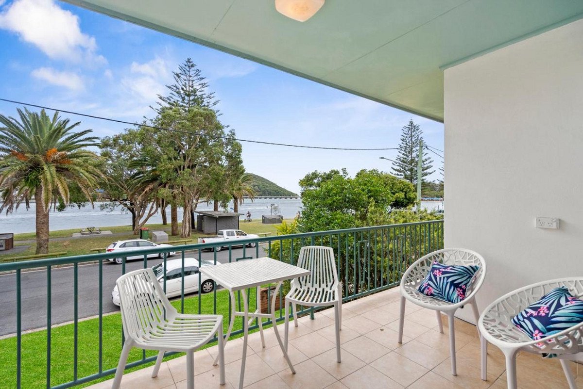 3/40 Murlong Crescent Palm Beach 2