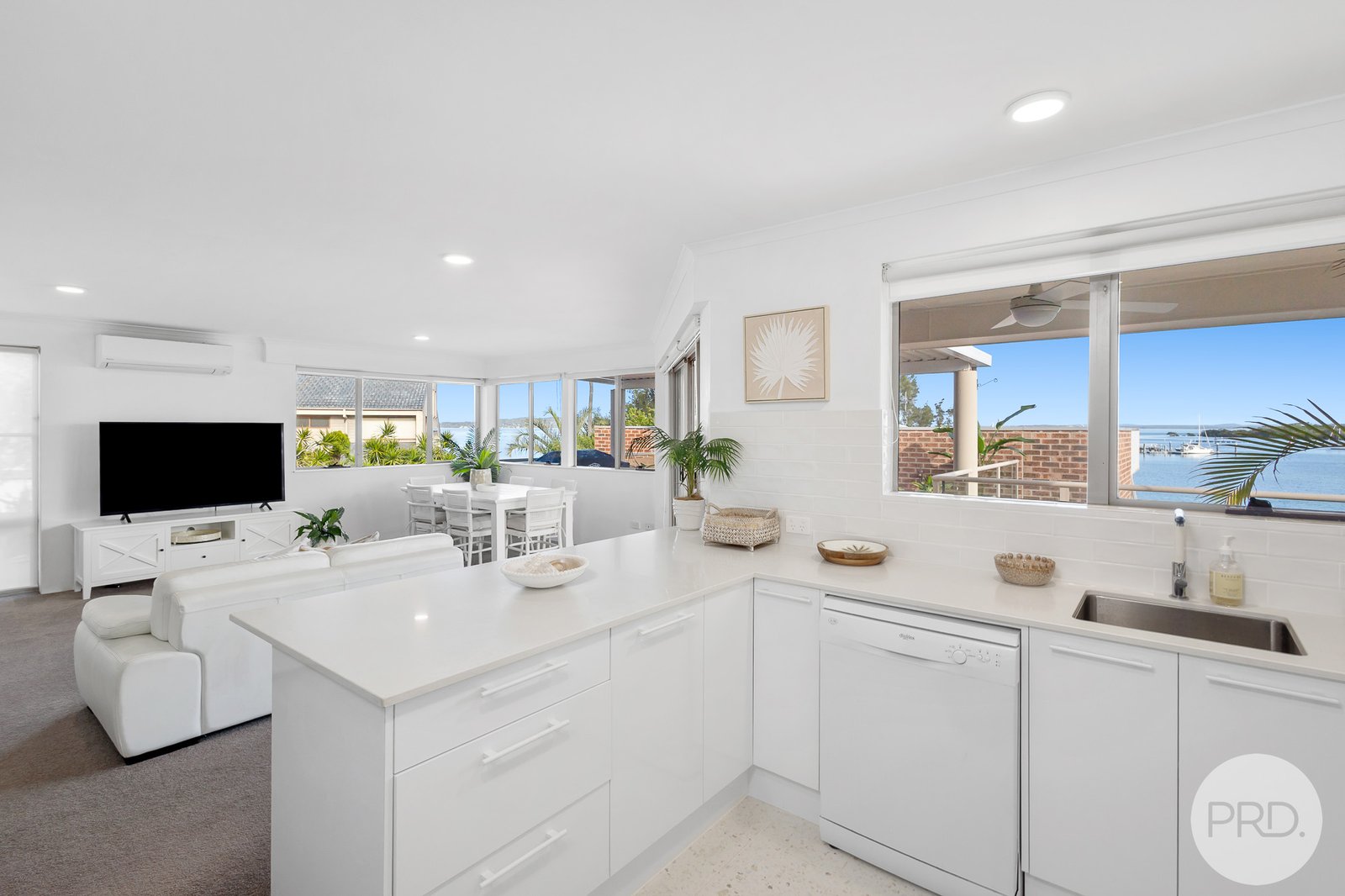3/40 Sunset Boulevard SOLDIERS POINT 8