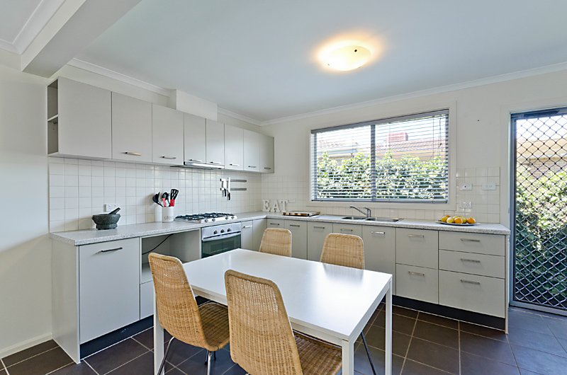 Gallery: 3/404 Myers Street