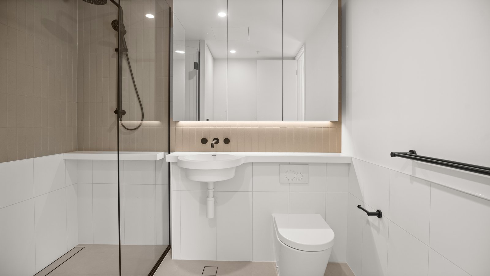 3405/138 Spencer Street MELBOURNE 3