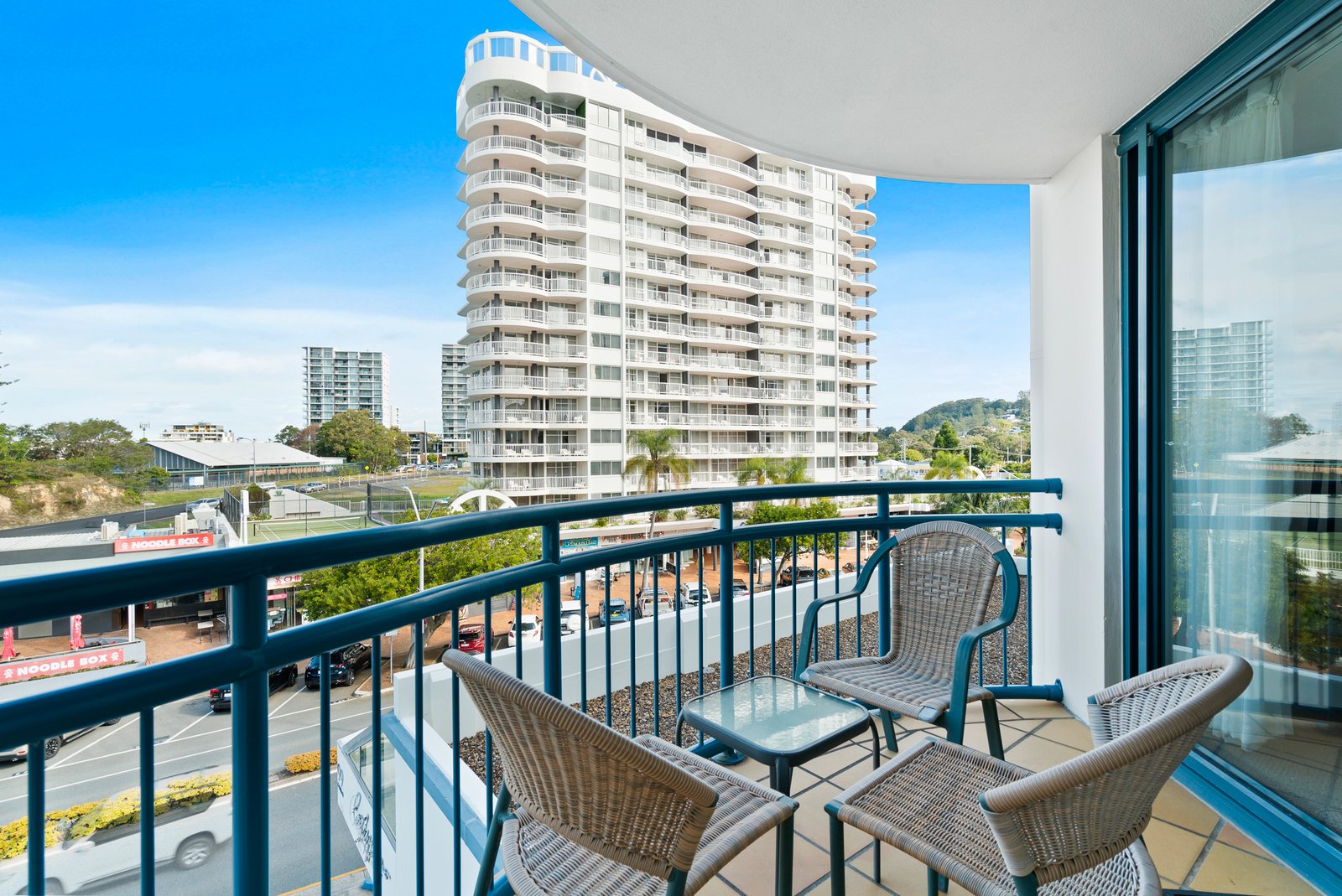 340/99 Griffith Street COOLANGATTA 4