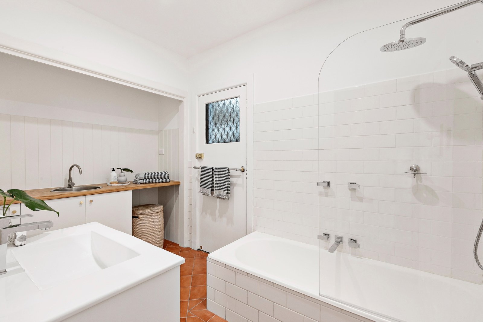 Real Estate and Property in 341 Barkly Street, Elwood, VIC