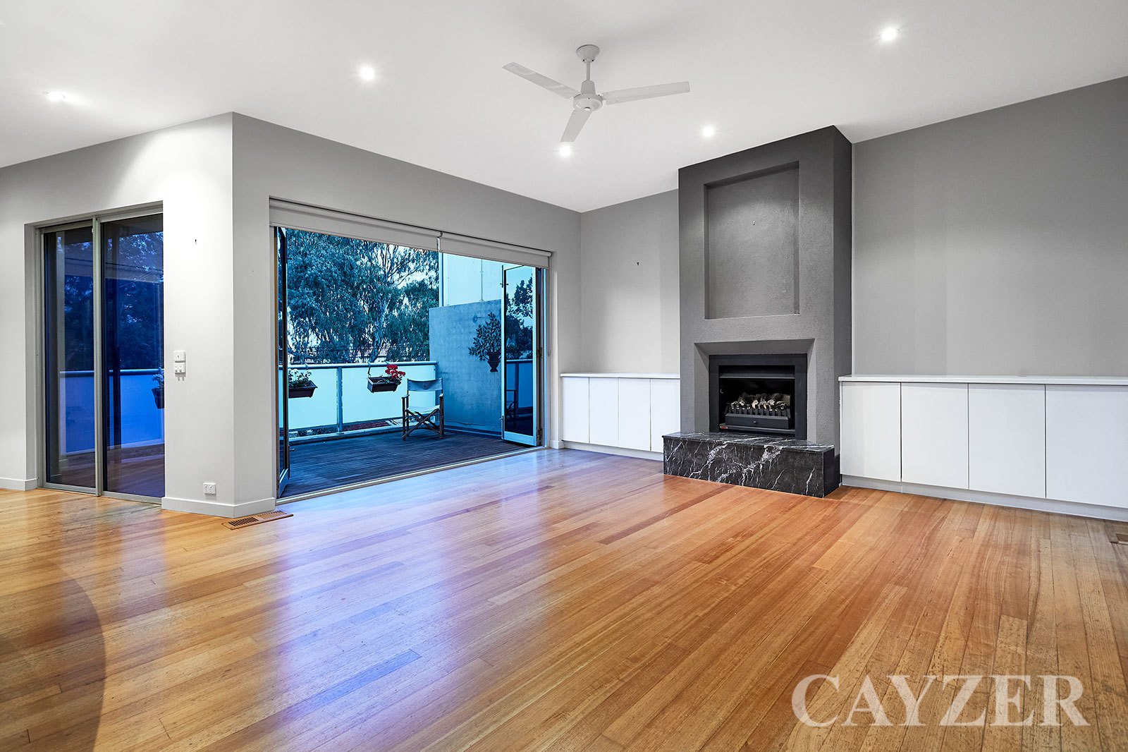 Gallery: 341 Ferrars Street