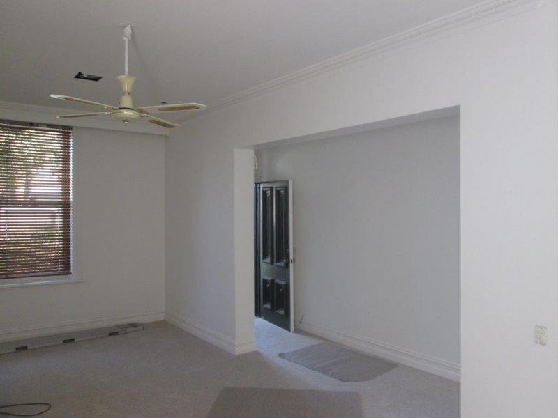 Gallery: 341 Park Street