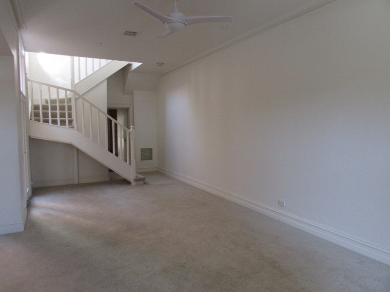 Gallery: 341 Park Street