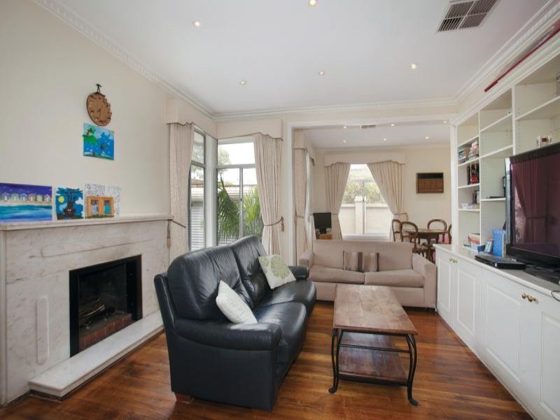 Gallery: 341 South Road