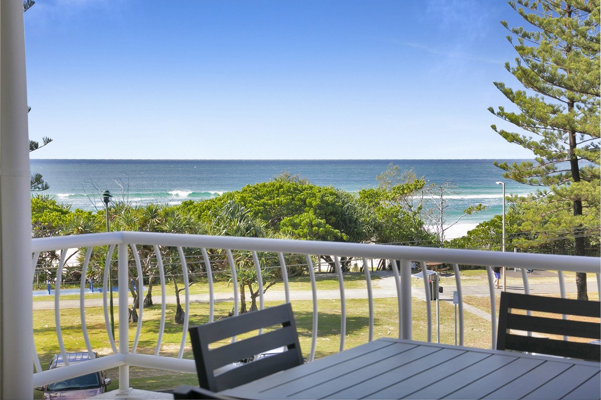 34/136 The Esplanade Burleigh Heads 9