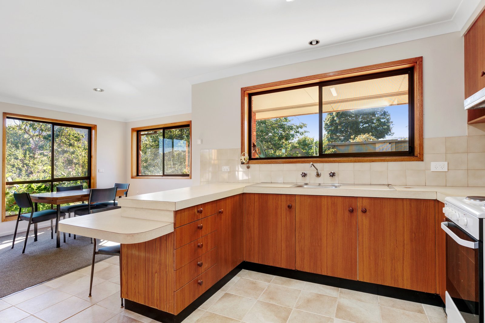 342 Batlow Road TUMBARUMBA 6