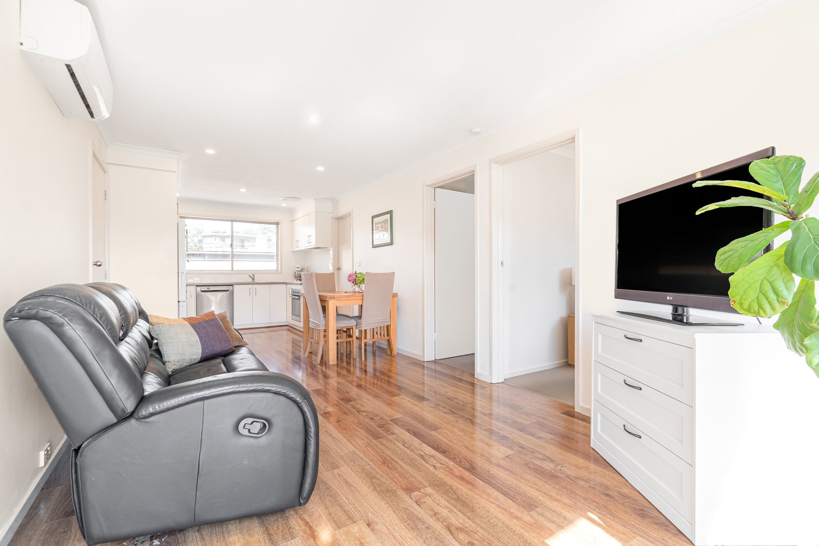 Gallery: 3/42 Sanglen Terrace