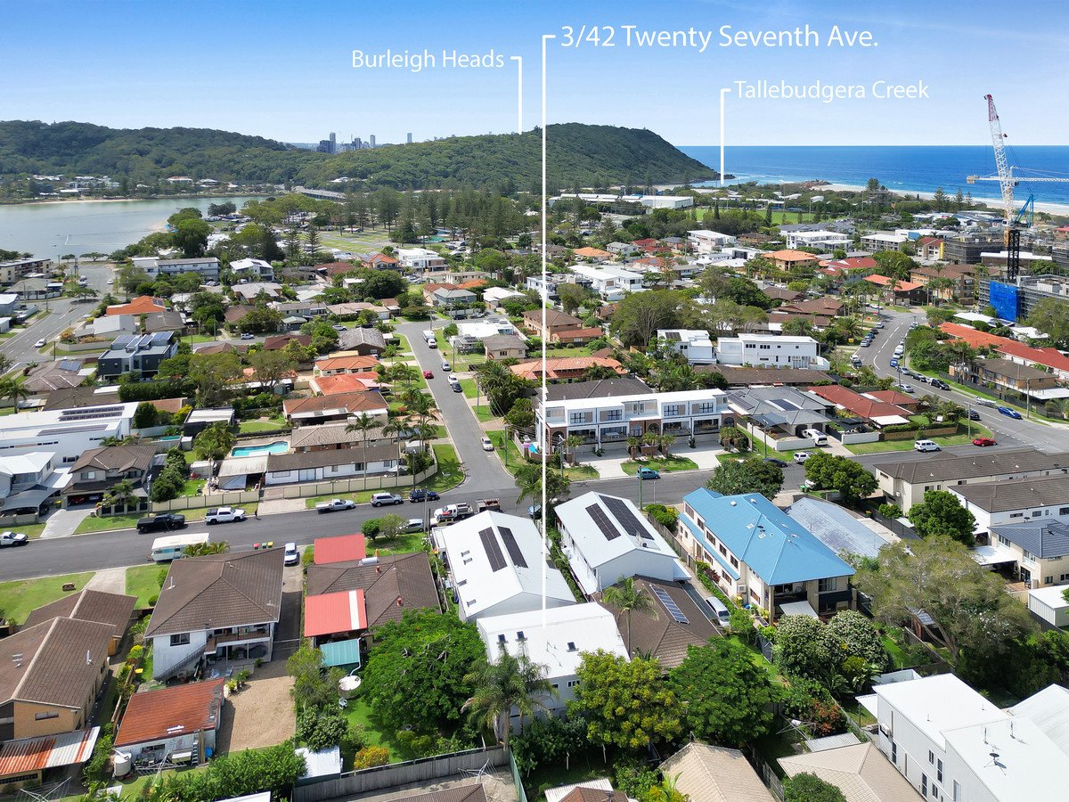3/42 Twenty Seventh Avenue Palm Beach 4