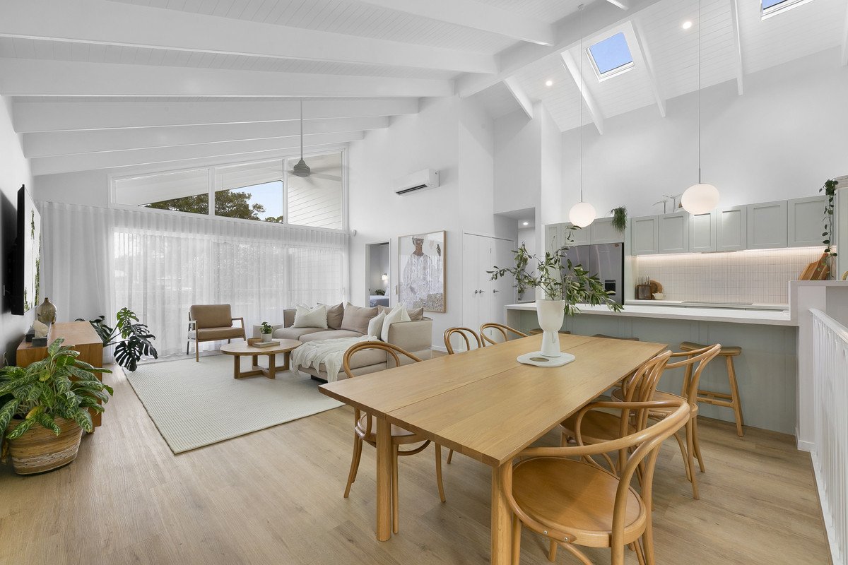 3/42 Twenty Seventh Avenue Palm Beach 9
