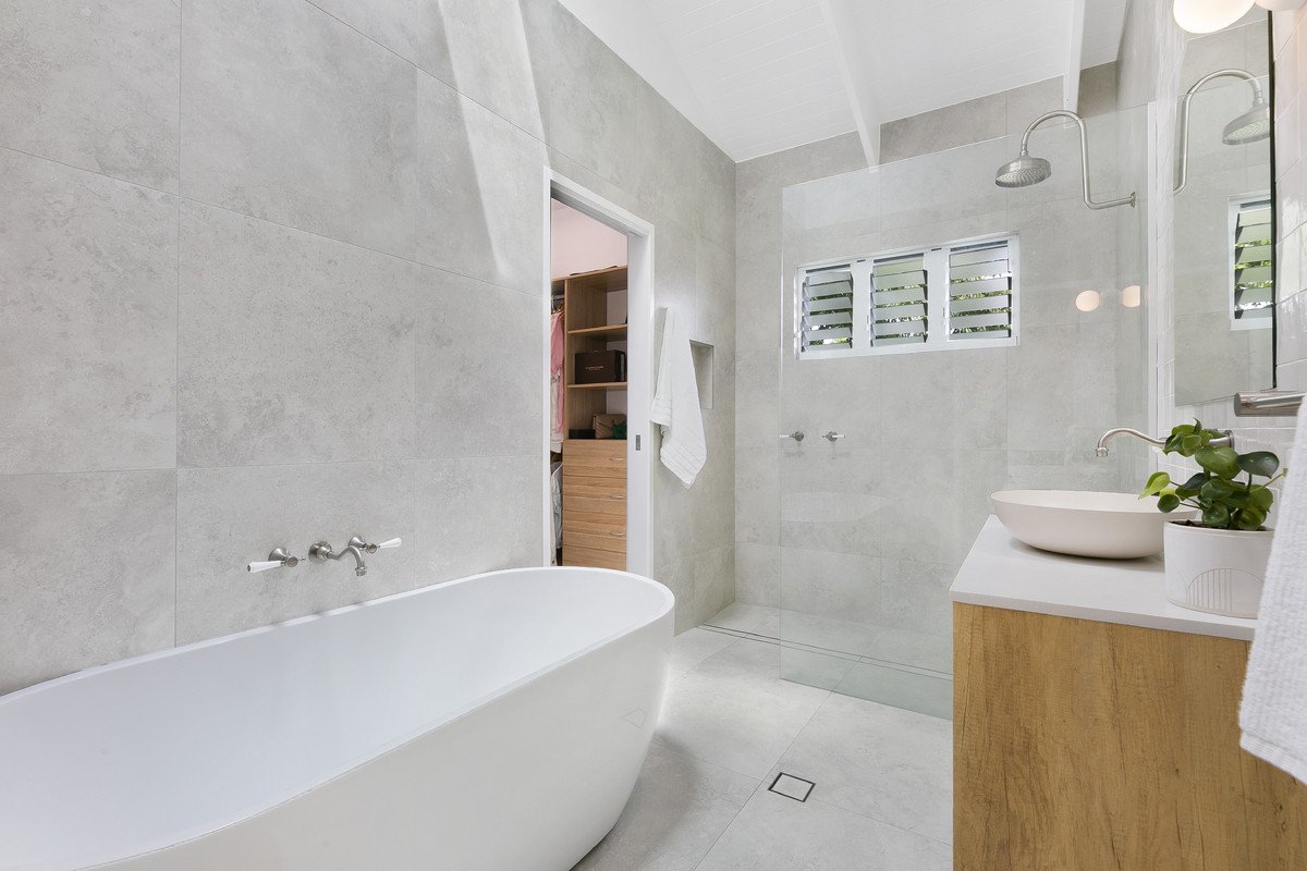 3/42 Twenty Seventh Avenue Palm Beach 15