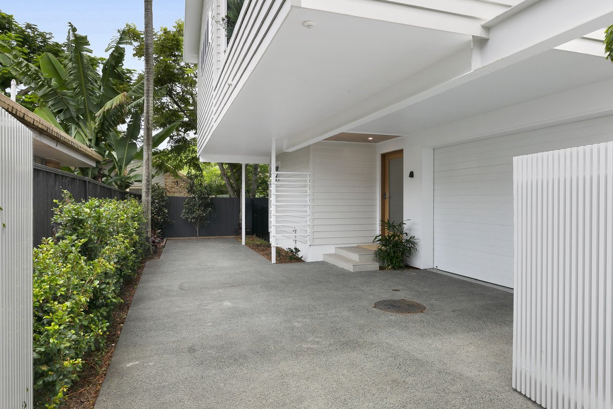 3/42 Twenty Seventh Avenue Palm Beach 30