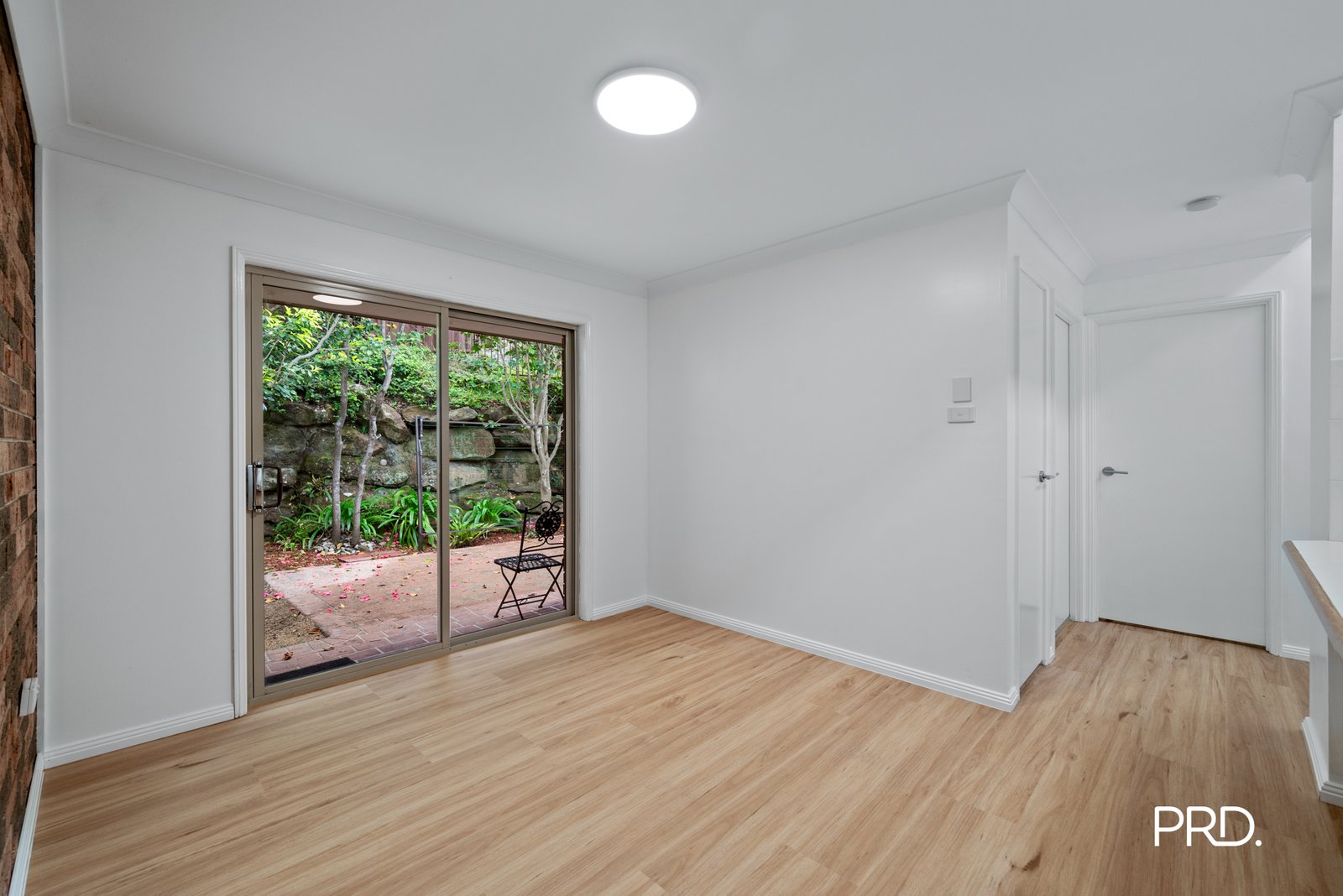 34/2 Valley Road SPRINGWOOD 8