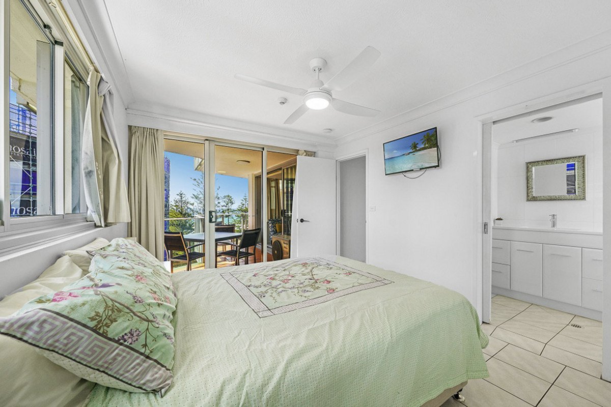 34/30-40 The Esplanade Burleigh Heads 7