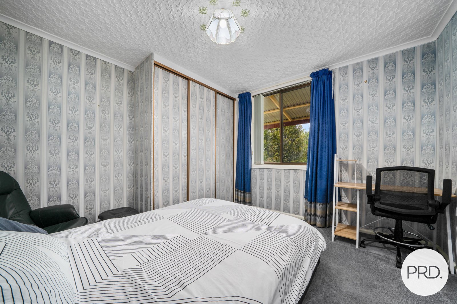 3430 Lyell Highway GRETNA 18