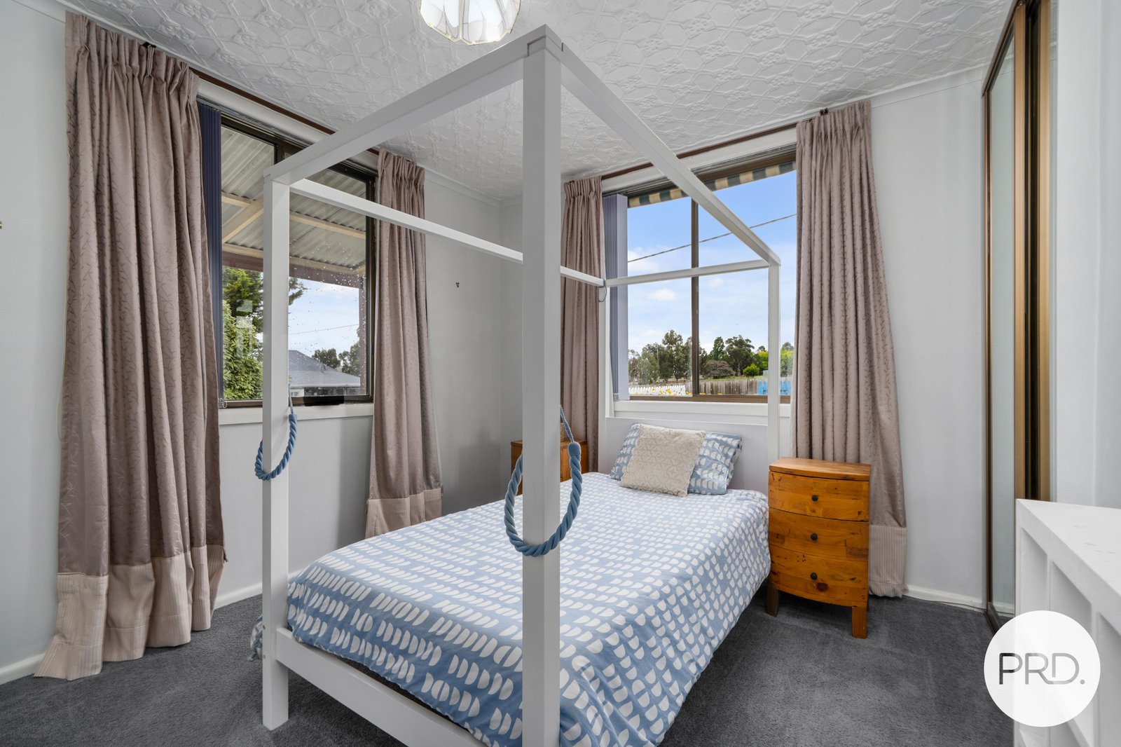 3430 Lyell Highway GRETNA 19