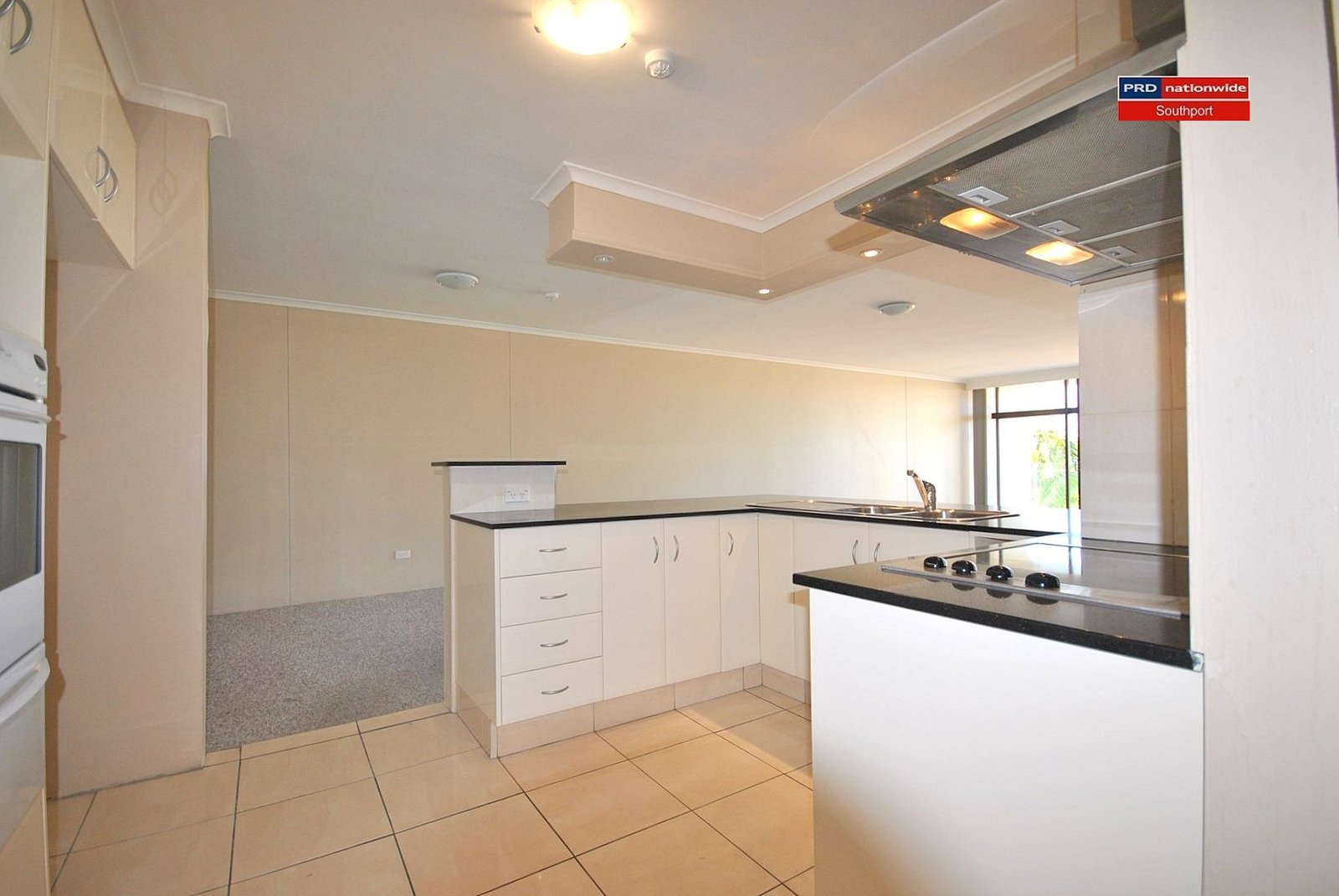 34/33 'Thornton Towers' Thornton Street SURFERS PARADISE 2