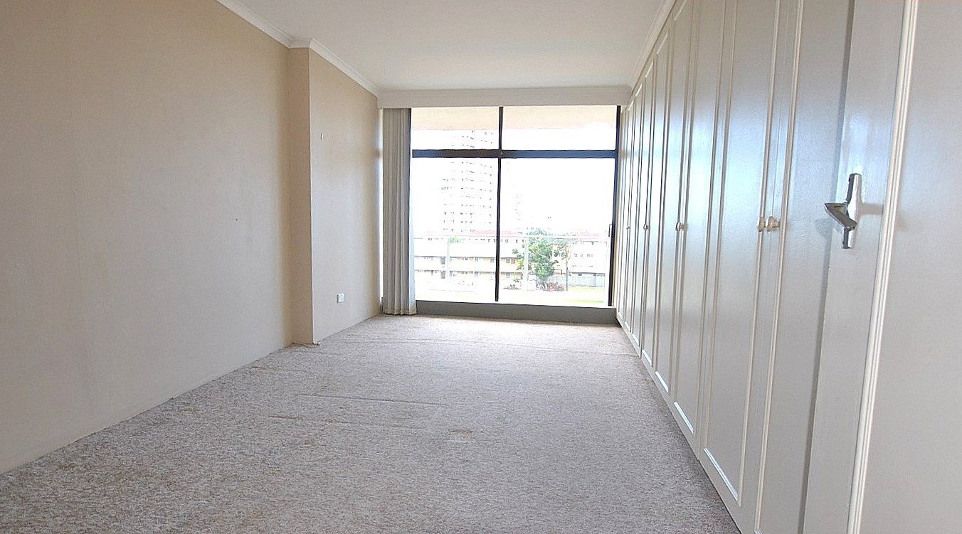 34/33 'Thornton Towers' Thornton Street SURFERS PARADISE 5