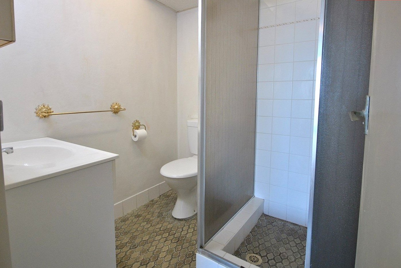 34/33 'Thornton Towers' Thornton Street SURFERS PARADISE 7