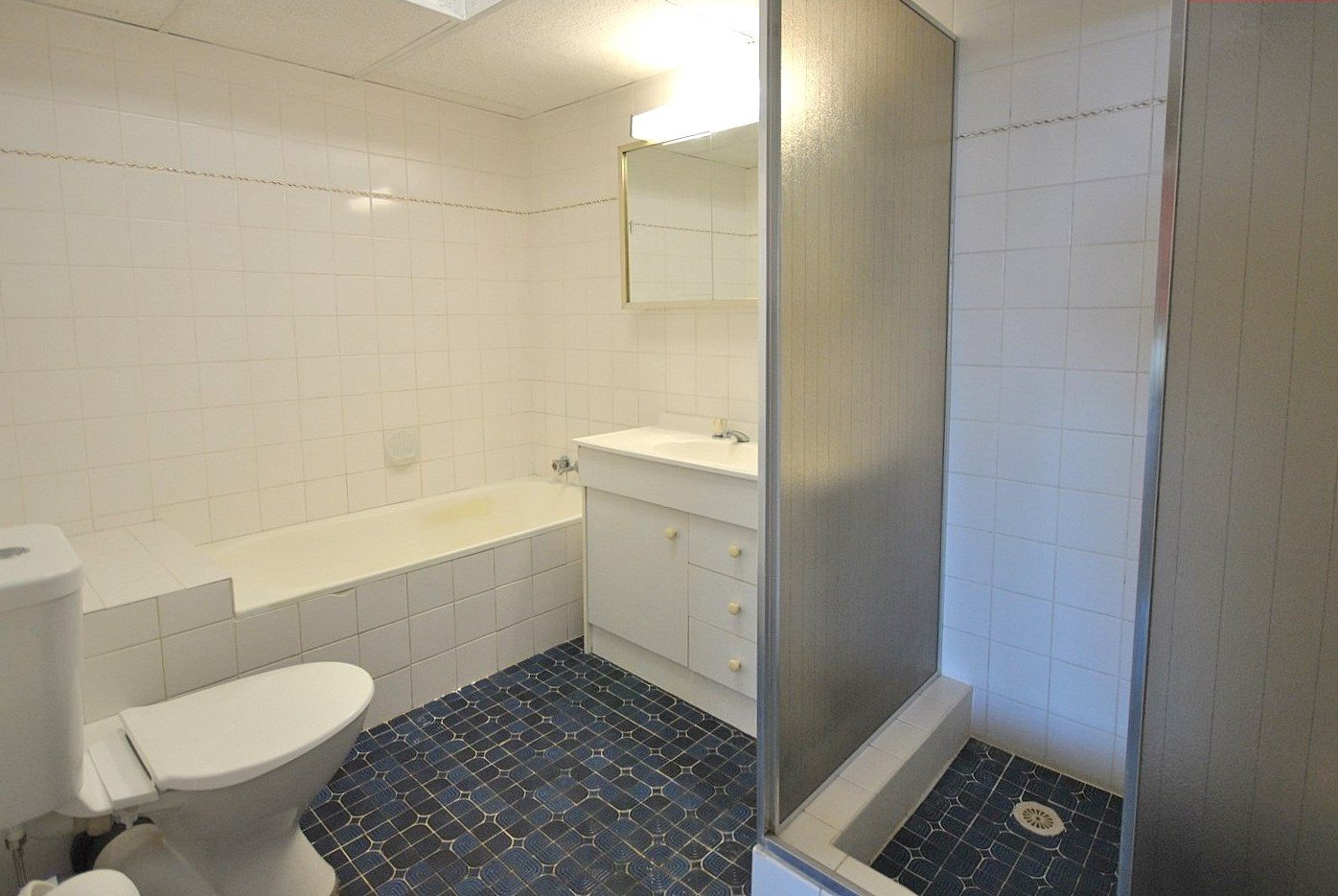 34/33 'Thornton Towers' Thornton Street SURFERS PARADISE 8