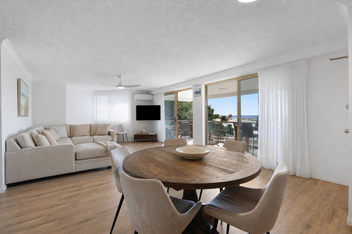 34/36 Duringan Street Currumbin 1