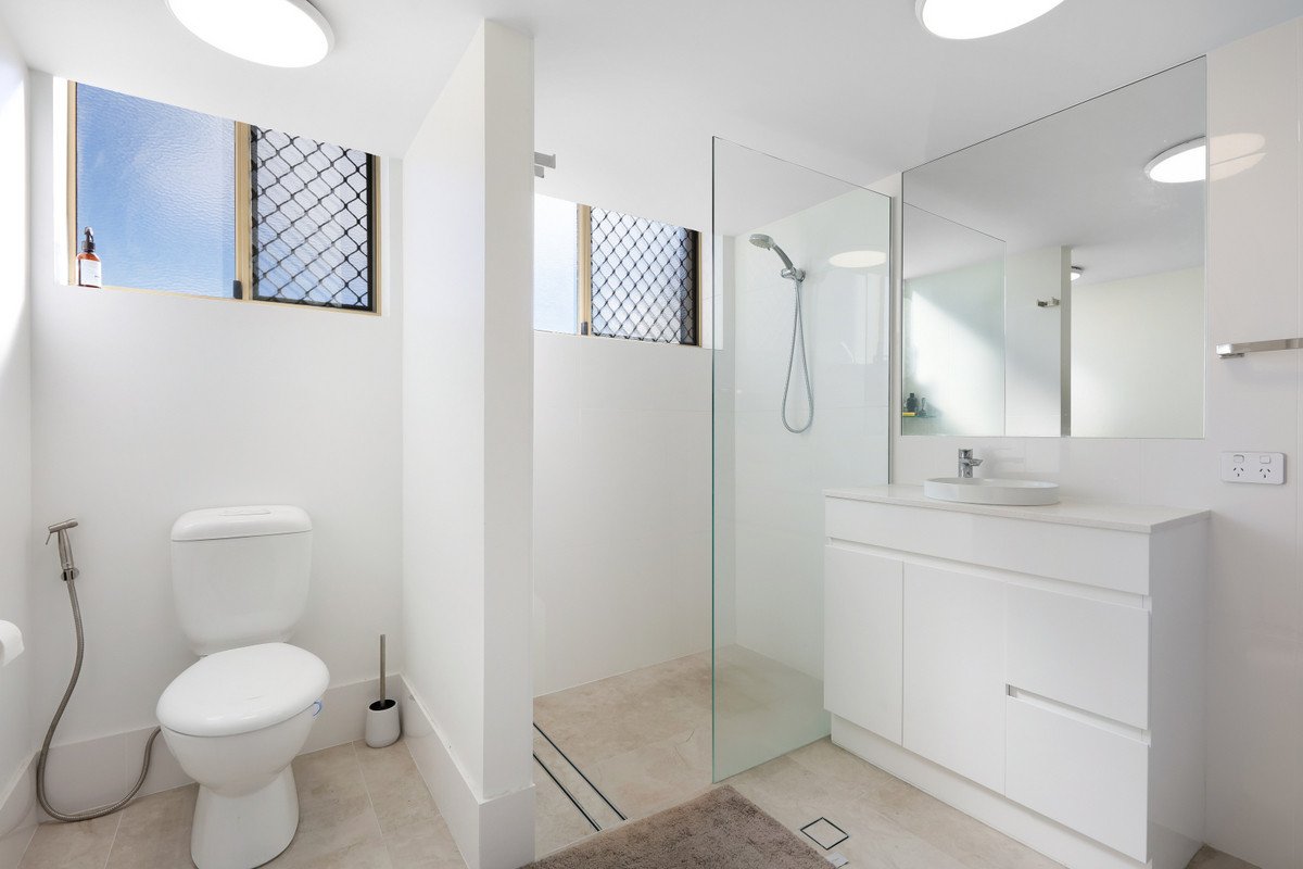 34/36 Duringan Street Currumbin 16