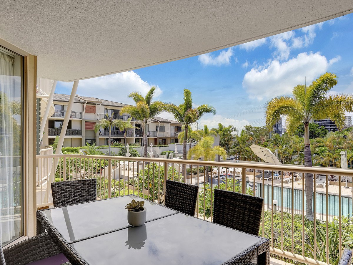 34/4 Park Avenue Burleigh Heads 3