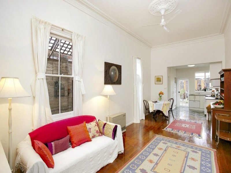 Gallery: 344 Richardson Street