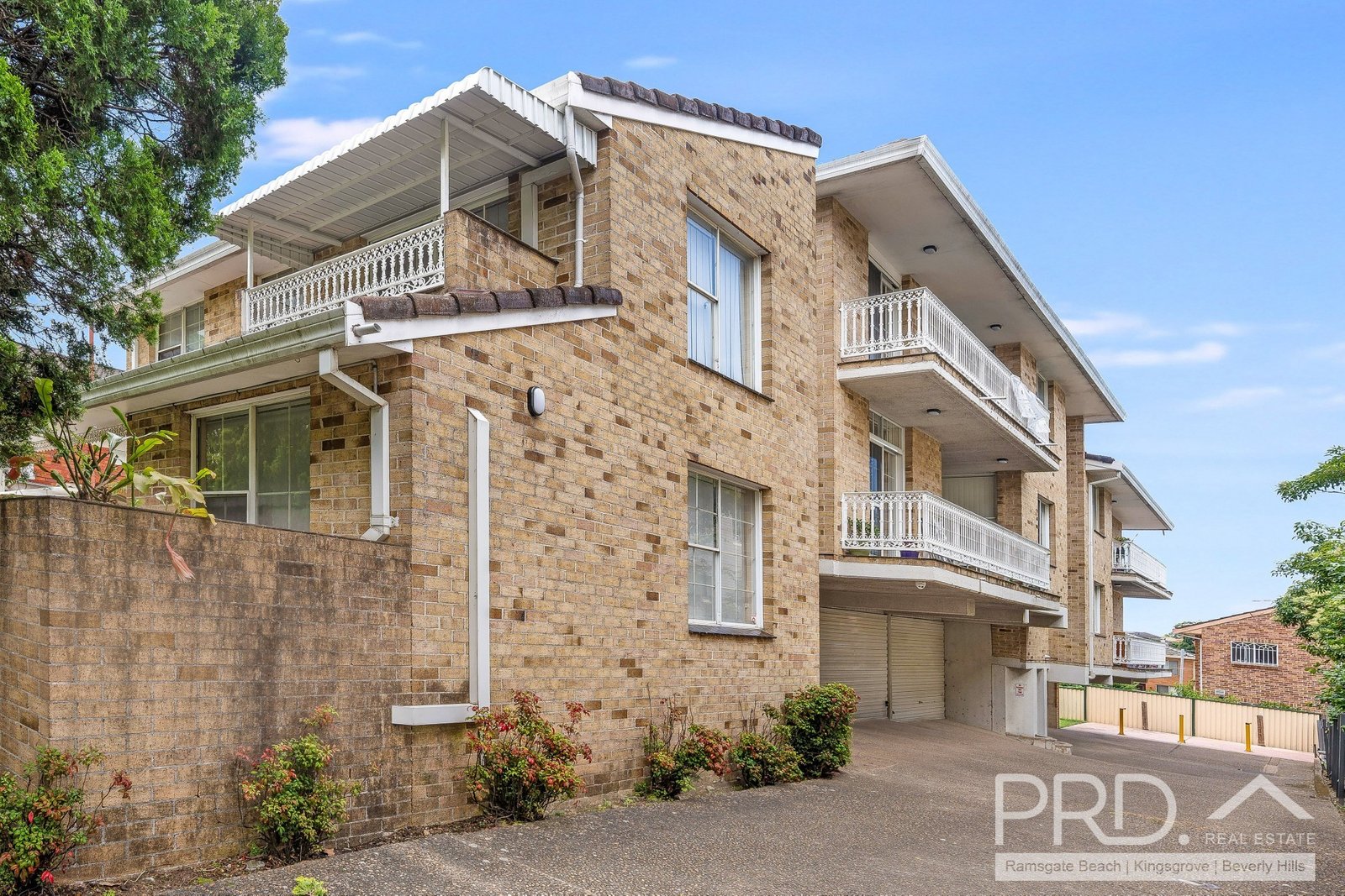 3/44 The Avenue HURSTVILLE 1