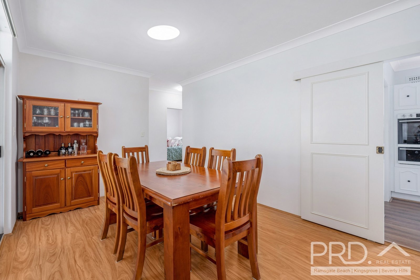 3/44 The Avenue HURSTVILLE 3